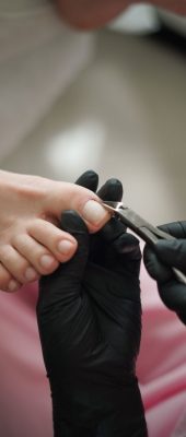 ناخن پاهای ماندگار با کاشت